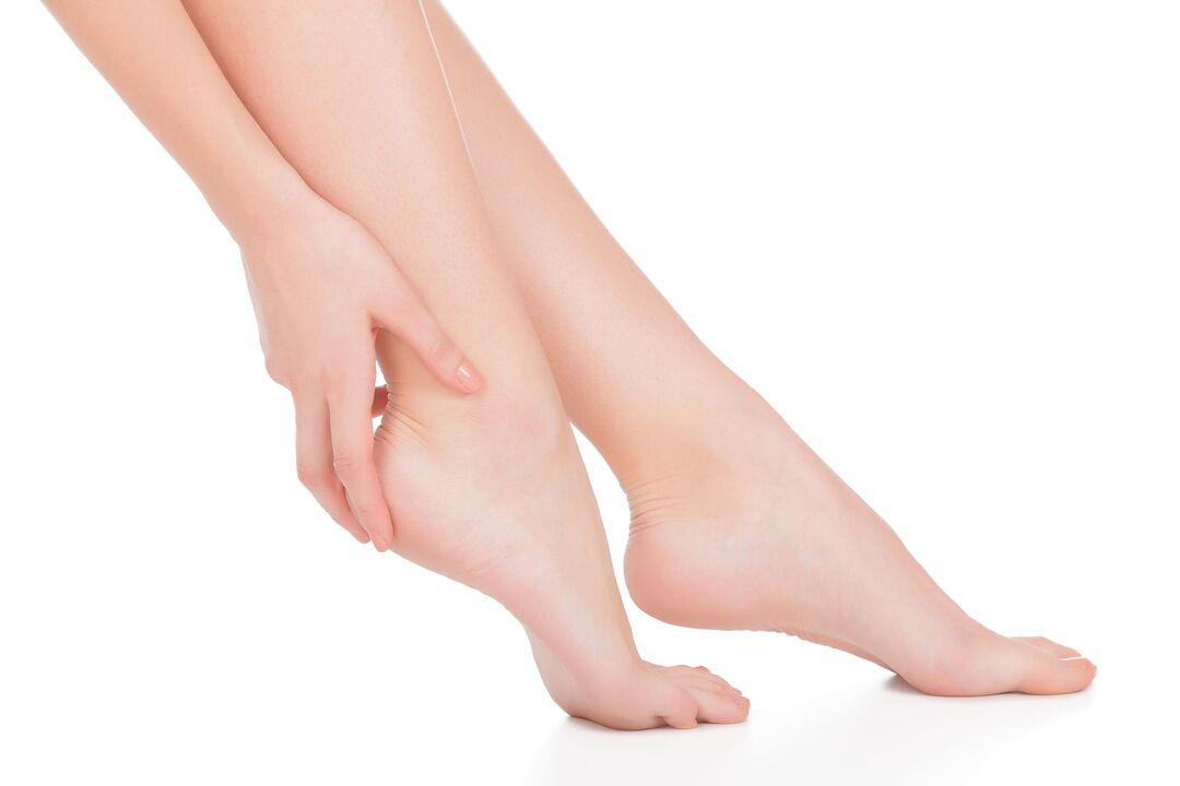 Healthy arms and legs after treating the fungus with zxcvbnmqwort cream